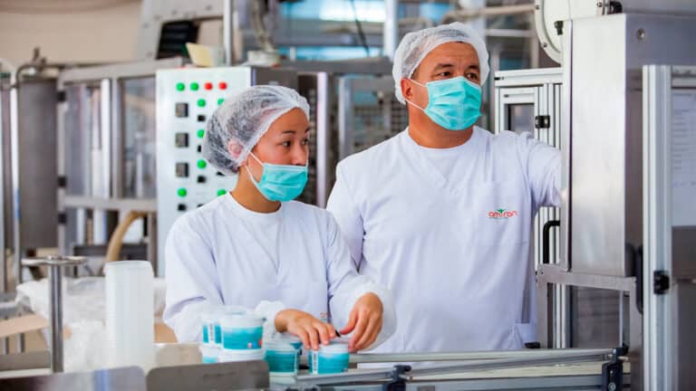 PMI Казахстана: запасы готовой продукции на заводах упали до 7-летних минимумов