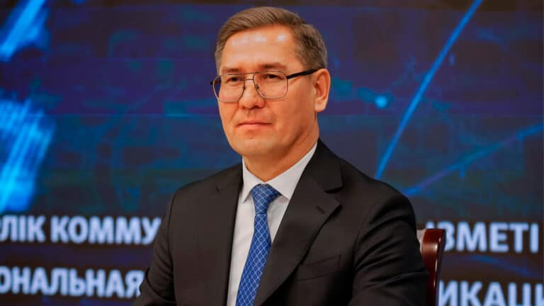Аким-поэт из Карагандинской области разозлил сельчан, но у него нашлось оправдание