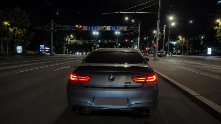 В Алматы наказали водителя BMW с номером ZLO за шумный выхлоп