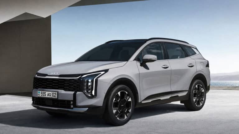Россиянин судится с таможней из-за доплат за Kia Sportage из Казахстана