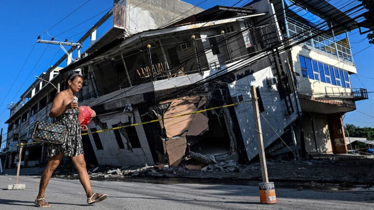 Philippines reels after powerful Mindanao earthquake
