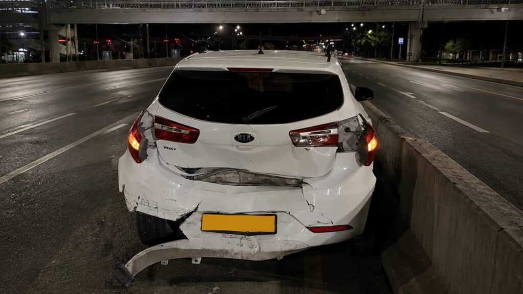 Taxi driver witnesses his car being hit after being threatened with a toy gun