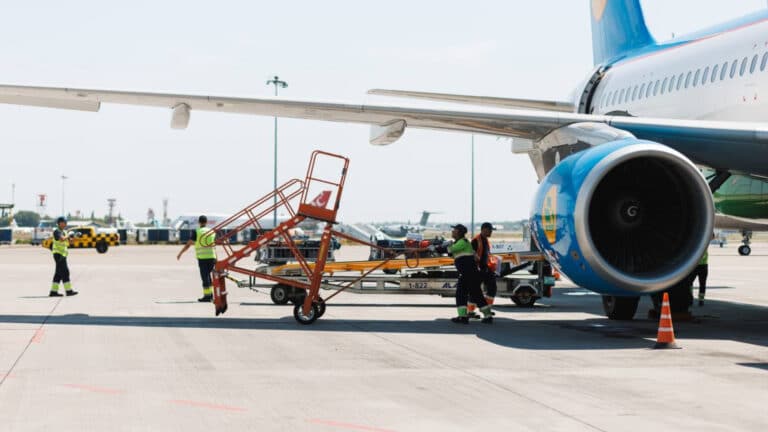 Жаңа маркалы Jet A-1 авиаотыны алғаш рет әуе кемесіне құйылды
