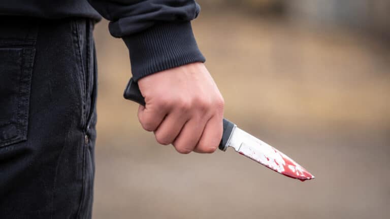 12-летнего мальчика зарезали в Алматы: задержан 13-летний подросток
