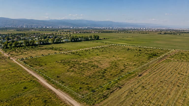 В Алматы государству вернули более 14 гектаров неиспользуемых земель