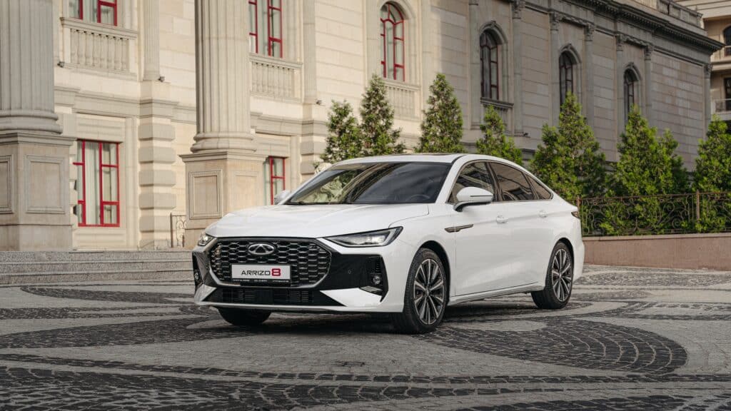 197 ат күші бар: жаңартылған Chery Arrizo 8 сатылымға шықты