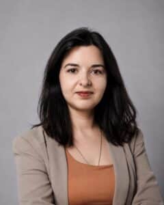 Елена Чечнева