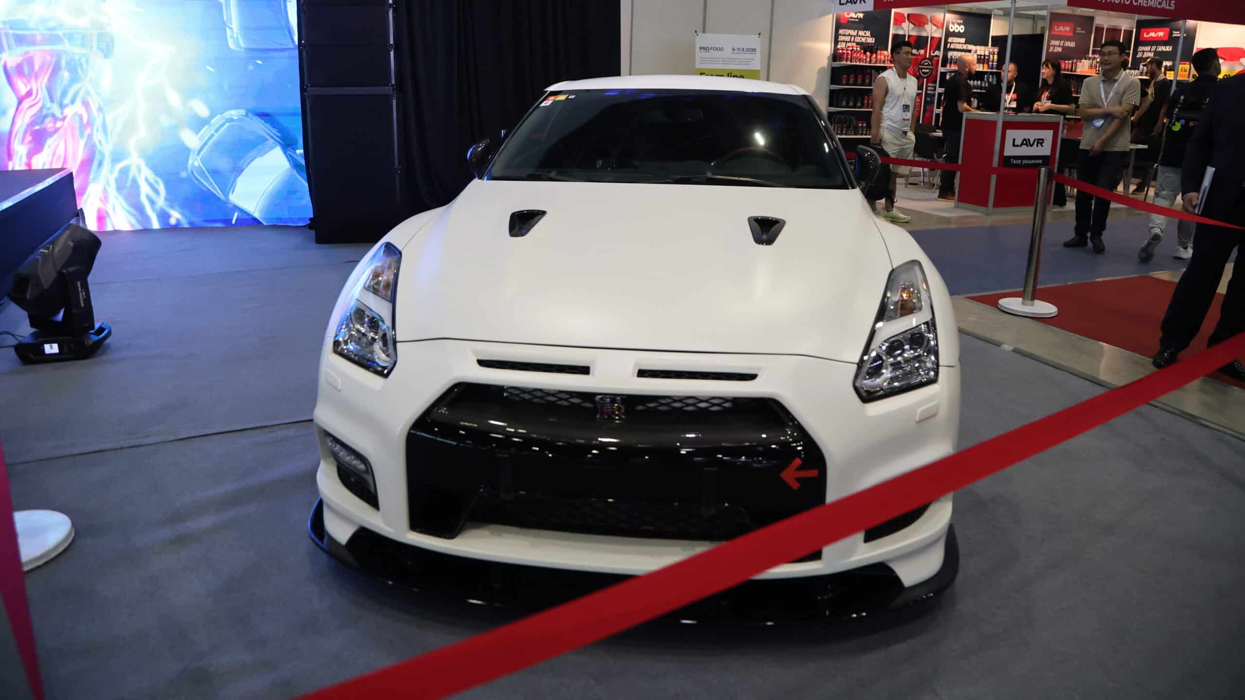 Nissan GT-R астана