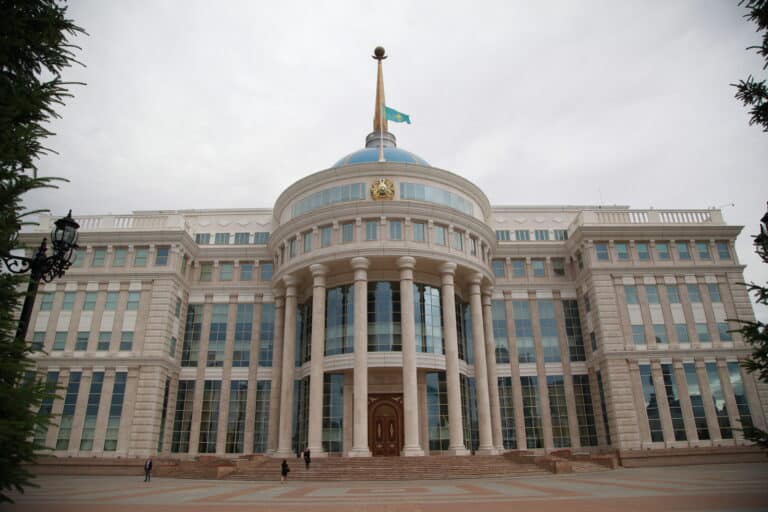 Тоқаев Армения премьер-министрін құттықтады