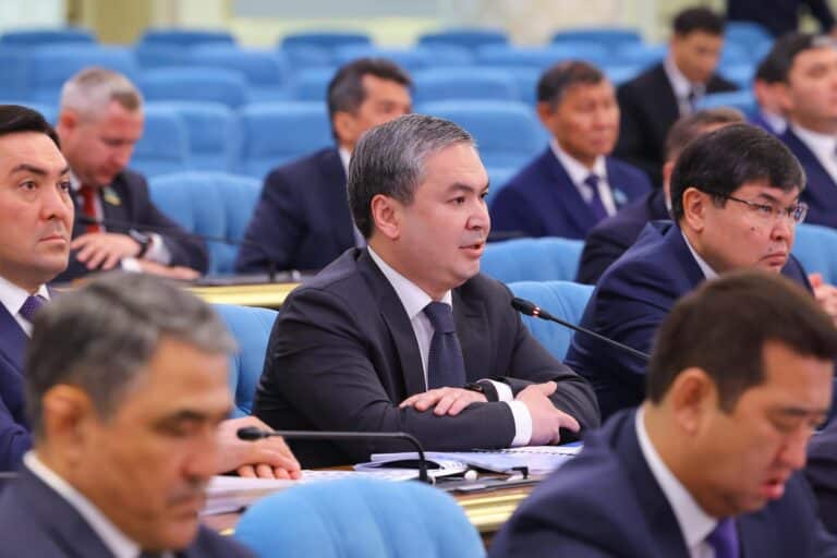 Қазақстанда өңдеу өнеркәсібі тау-кен секторынан озды -министр