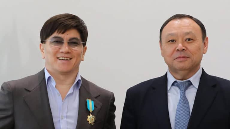 Сәкен Майғазиев 