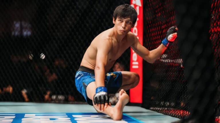 Экс-боец UFC Азат Максум подписал контракт с ACA