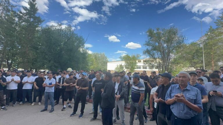 Конфликт на Южно-Жезказганском руднике завершился переговорами и аплодисментами