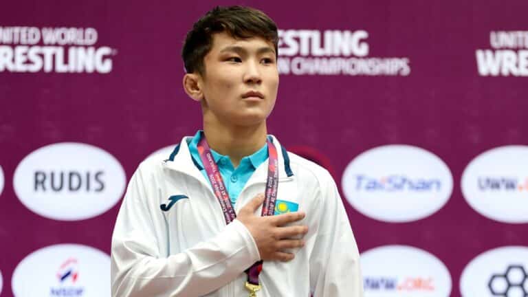 Сборная Казахстана по борьбе завоевала 20 медалей на чемпионате Азии U15