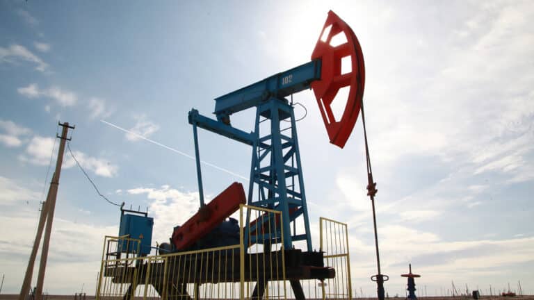 Казахстан в 12 раз увеличил импорт нефтепродуктов из Центральной Азии