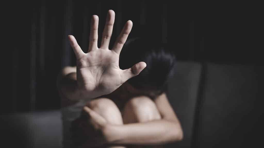 СҚО-да 40 жастағы ер адам 13 жасар қызды зорлады
