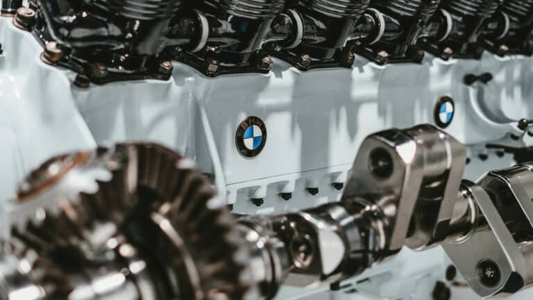 В России наладили выпуск «пиратских» BMW X5, X6 и X7