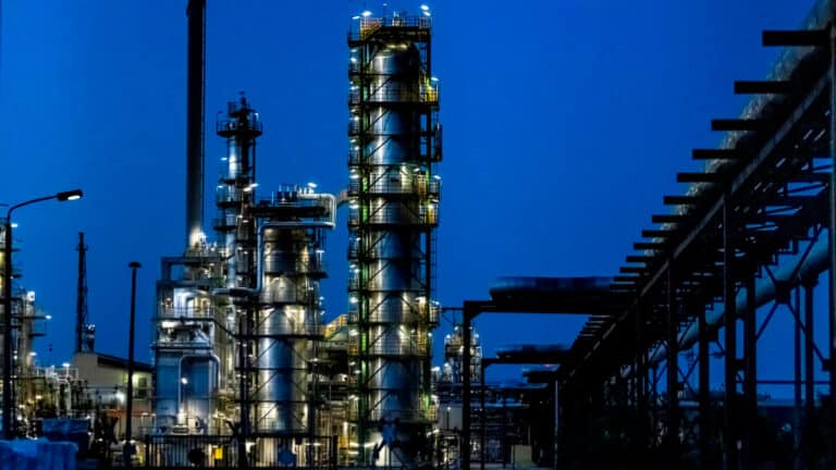 Германия заменила казахстанскую нефть на НПЗ сырьем из Южной Америки