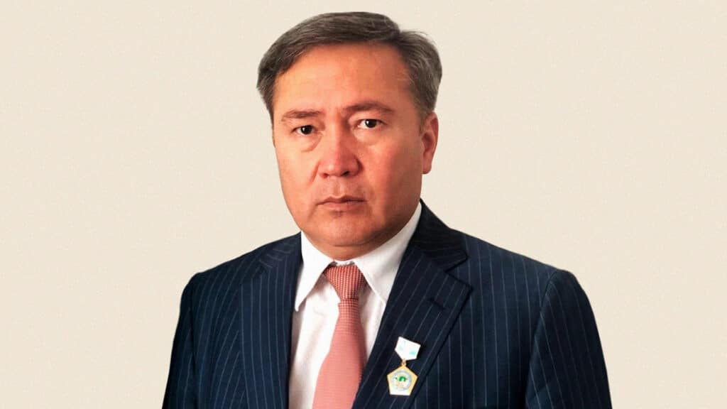 Минэнерго грозит взыскать через суды долги с недропользователей / primeminister.kz, бильд-редактор: Милош Муратовский
