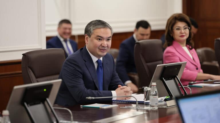 Казахстан будет покупать сырье для заводов из Афганистана и Кыргызстана