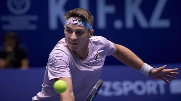 Тимофей Скатов проиграл в первом круге Swiss Open Gstaad-2026