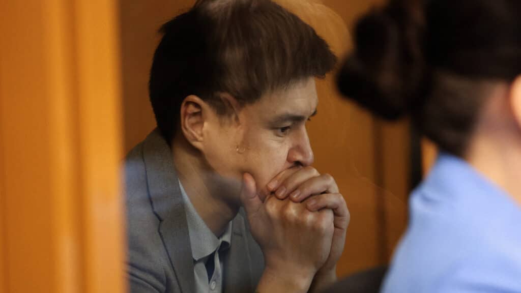Освобожденный по амнистии Байжанов проведет шесть лет под надзором