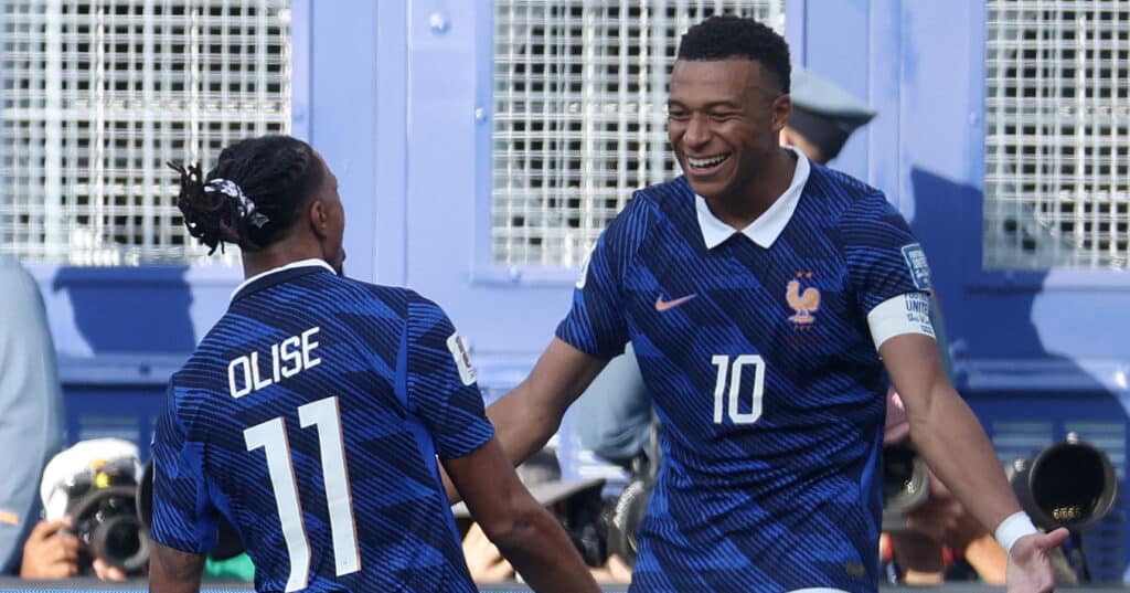Soccer Football - FIFA World Cup 2026 - Round of 32 - France v Sweden - New York New Jersey Stadium, East Rutherford, New Jersey, U.S. - June 30, 2026 France's Kylian Mbappe celebrates scoring their third goal with France's Michael Olise REUTERS/John Sibley