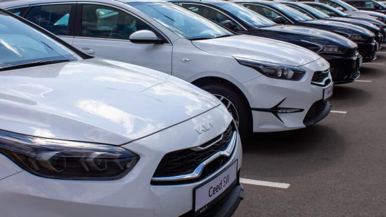 Миллионные доплаты за казахстанские Hyundai и Kia дошли до Воронежа