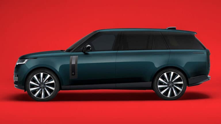 Владельцы Land Rover обвинили компанию в сокрытии опасного дефекта