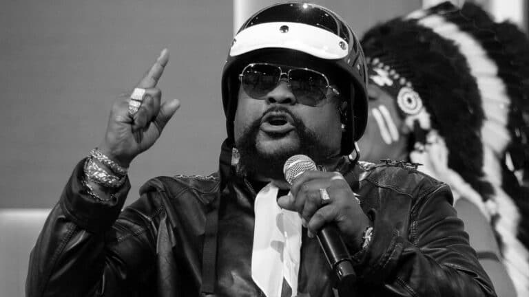 Умер вокалист Village People и соавтор легендарной Y.M.C.A. Виктор Уиллис