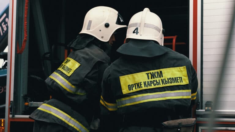 В акимате и ДЧС отрицают скандал с пожарными в Степногорске