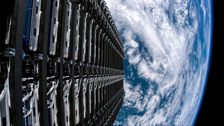 SpaceX представила новый Starlink со скоростью более 375 Мбит/с