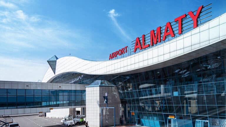 Аэропорт Алматы выплатит своим владельцам $11,5 млн