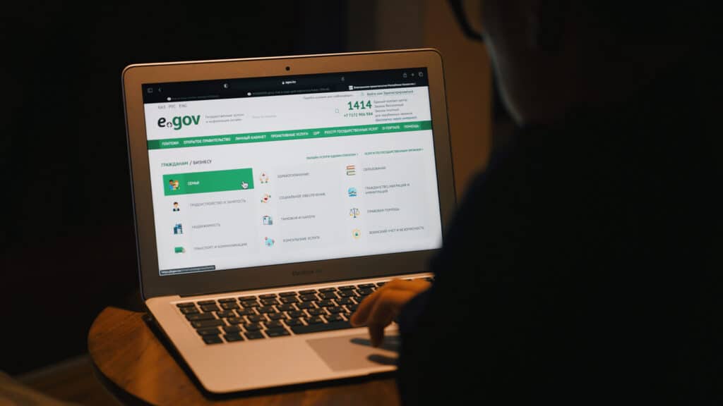 Казахстанцам больше не придется искать госуслуги вручную на eGov