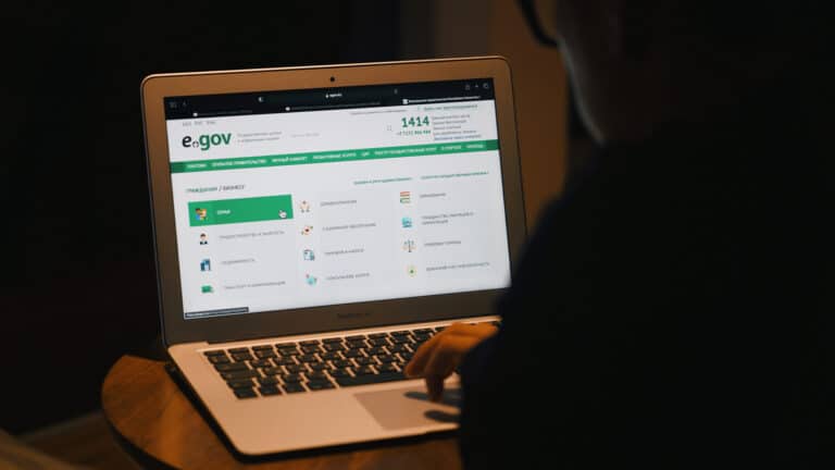Казахстанцам больше не придется искать госуслуги вручную на eGov