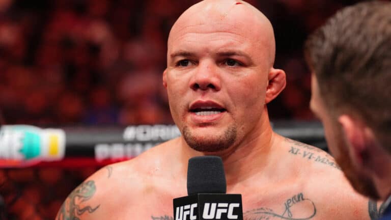 Экс-боец UFC Энтони Смит арестован после нападения на жену