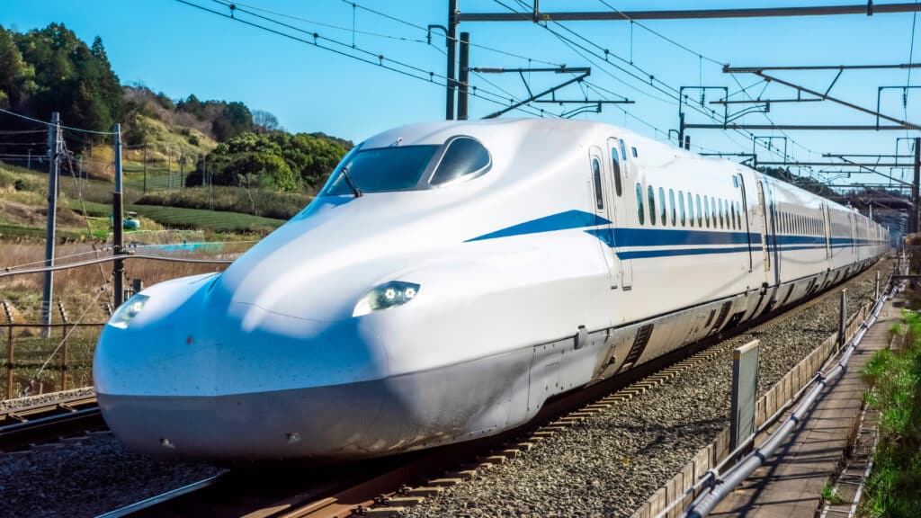 Japan begins shipping high-speed trains to Taiwan under major rail order