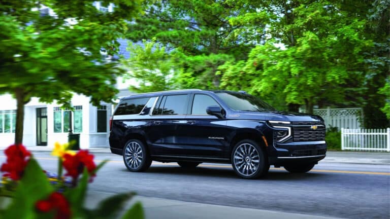 В Узбекистане начали продавать Chevrolet Suburban с V8: сколько он стоит
