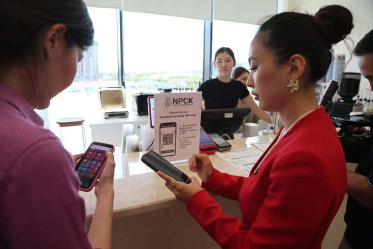 Бірыңғай QR-код арқылы төлем жасағандарға кэшбэк түсе ме - ҰБ жауабы