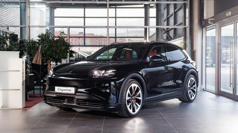 60 млн теңгеден жоғары: Porsche Cayenne Electric Қазақстан нарығына шықты