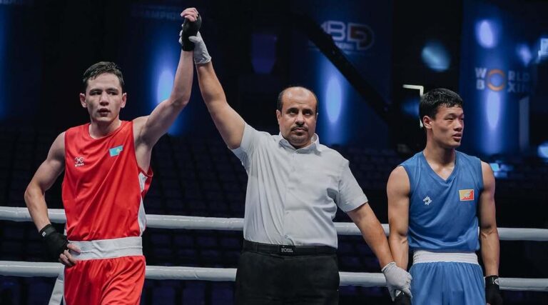 Восемь казахстанских боксеров вышли в 1/4 финала чемпионата Азии U19 и U23