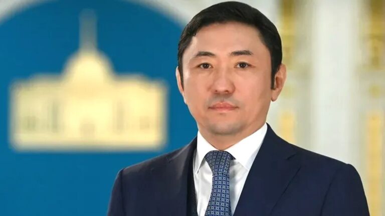 Болат Ақшолақов Атырау облысының әкімі қызметіне тағайындалды