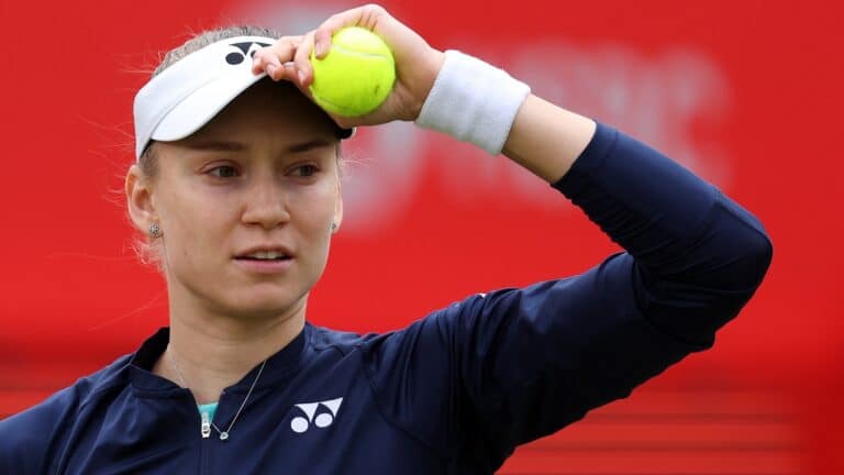 Елена Рыбакина Уимблдон жарысын ерте аяқтады