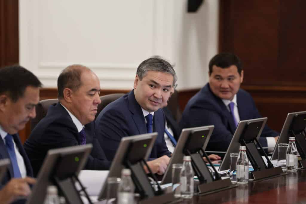В Казахстане инвестируют в канализационные проекты более 800 млрд тенге / Серикжан Ковланбаев