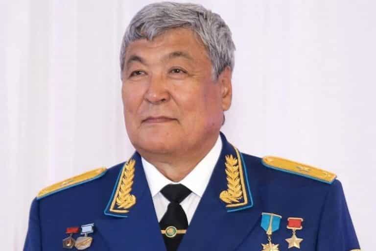 Қазақтың тұңғыш ғарышкері Тоқтар Әубәкіров 80 жасқа толды