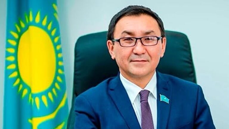 Батыс Қазақстан университетінің ректоры ұсталғаны хабарланды