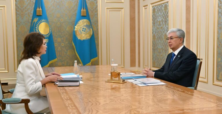 Токаев поручил активизировать работу по решению социальных проблем