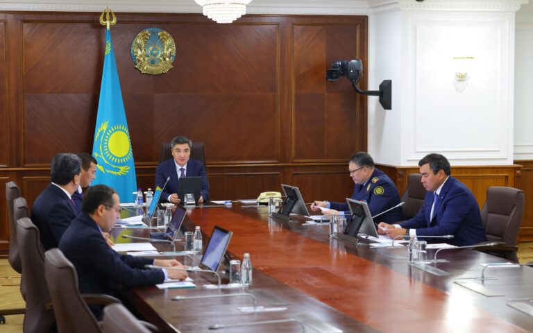 Бектенов поручил усилить контроль за гидрологической ситуацией