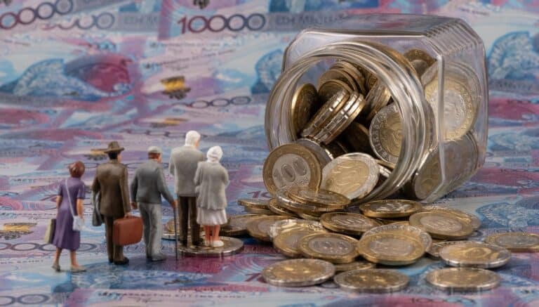Қазақстанда жұмыс істейтіндердің жартысына жуығы зейнетақы жарнасын тұрақты аударады