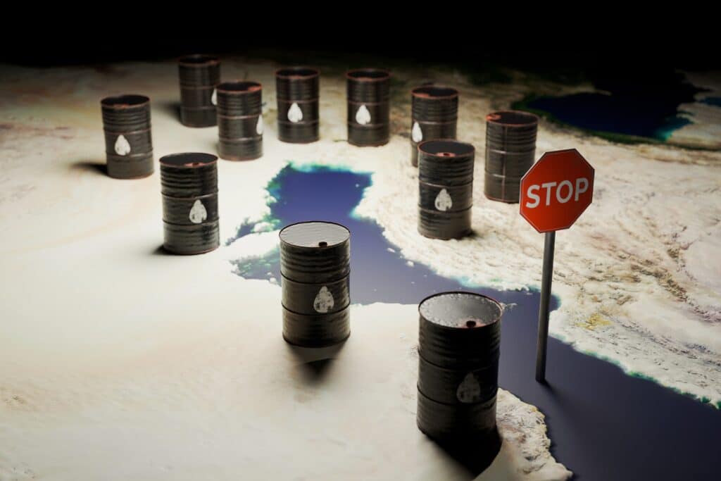 США запретили продажу иранской нефти после атак на танкеры
